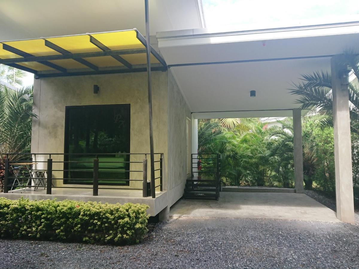 Lopburi Palm Resort Eksteriør billede